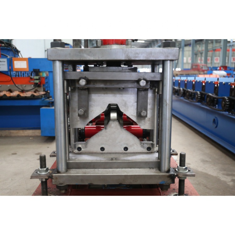 ridge roll forming machine