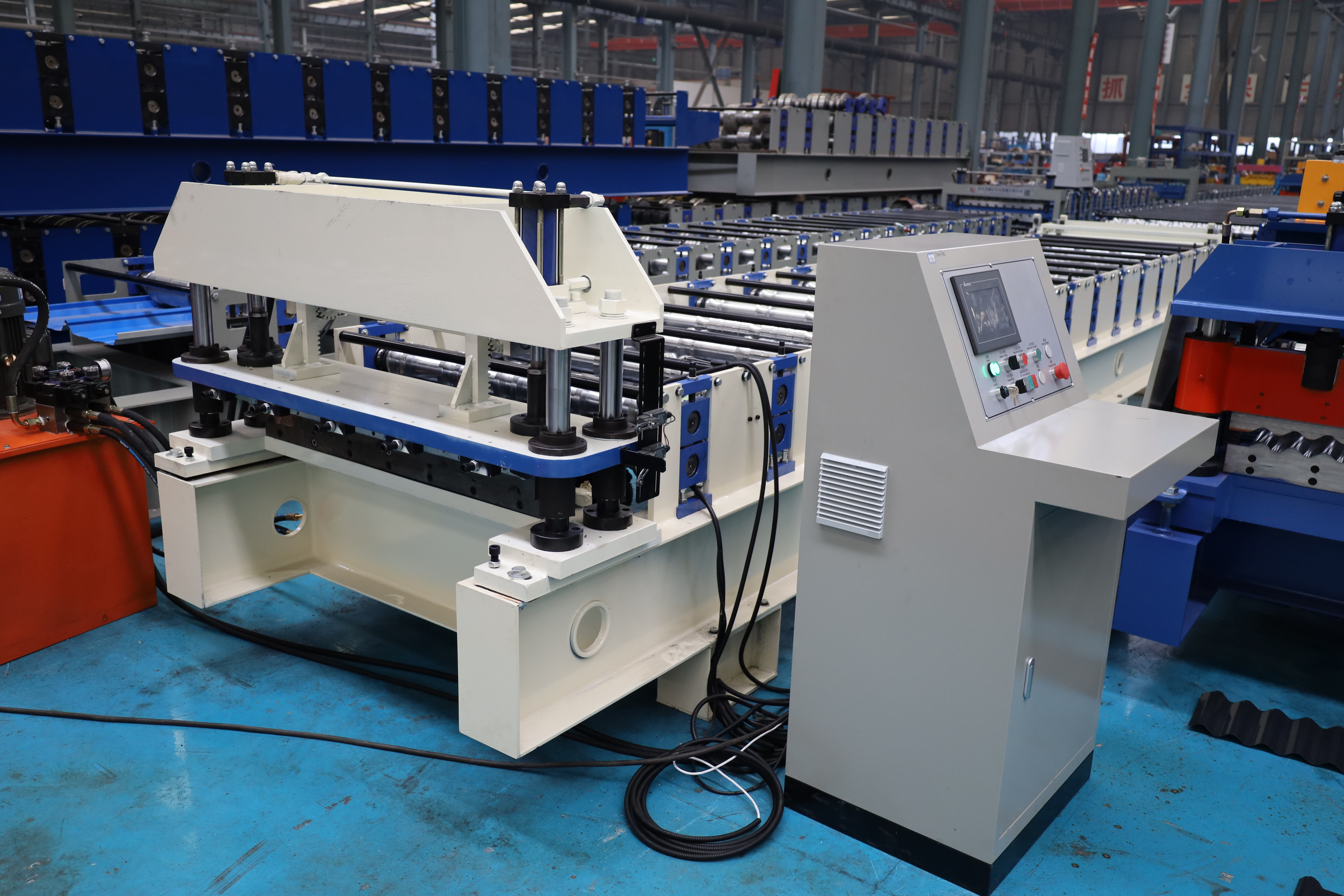 Sigle Layer Color Steel Roll Forming Machine (1)